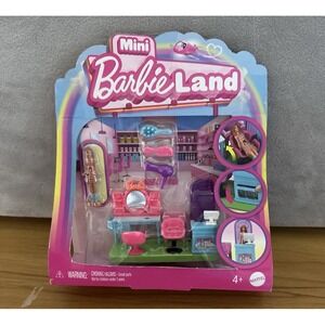 Mini‎ Barbie Land Playset Pretend Play 1.5" Doll...NIP 0223